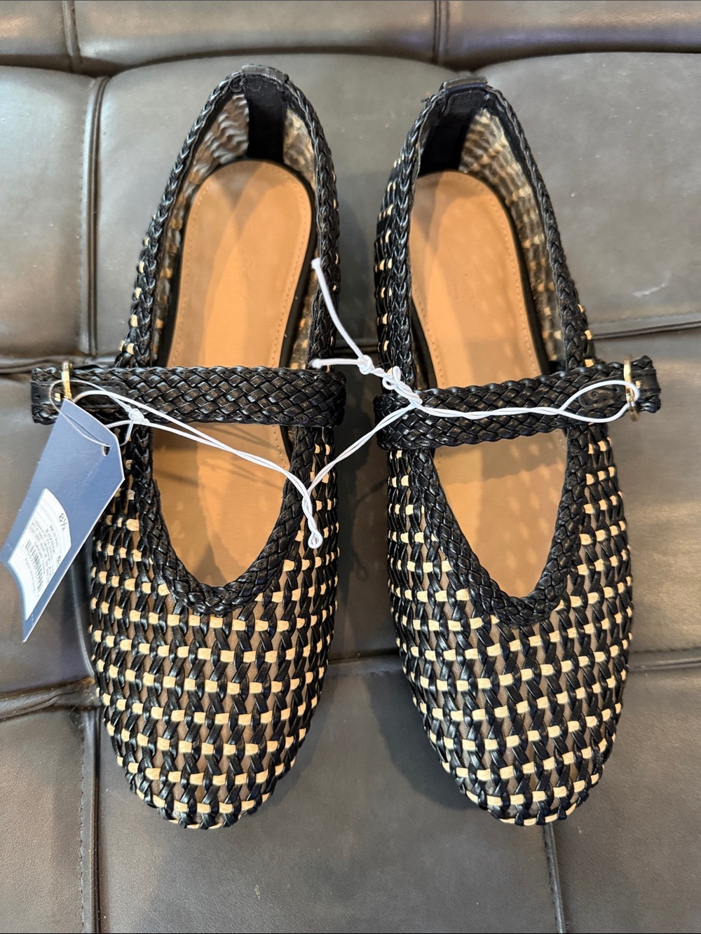 Universal Thread Black and Tan Woven Mary Jane Flats